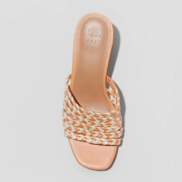 Universal Thread - Rachel Mules - Orange - Size 7.5 - Picture 2 of 6